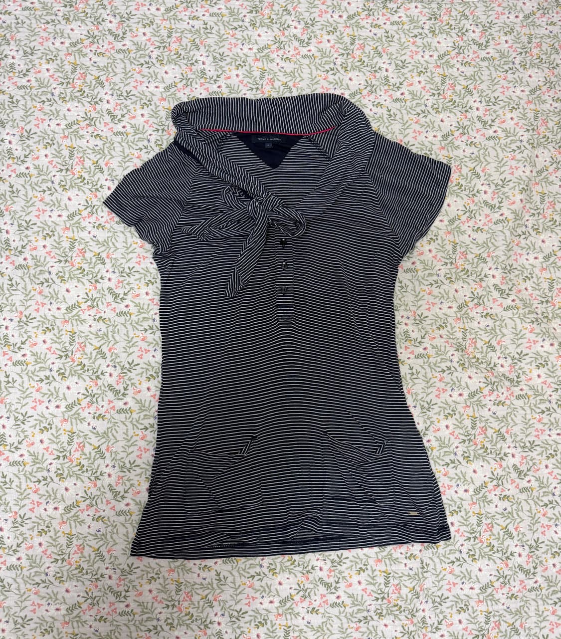 타미 힐피거 네이비 스트라이프 리본 탑 상품이미지1