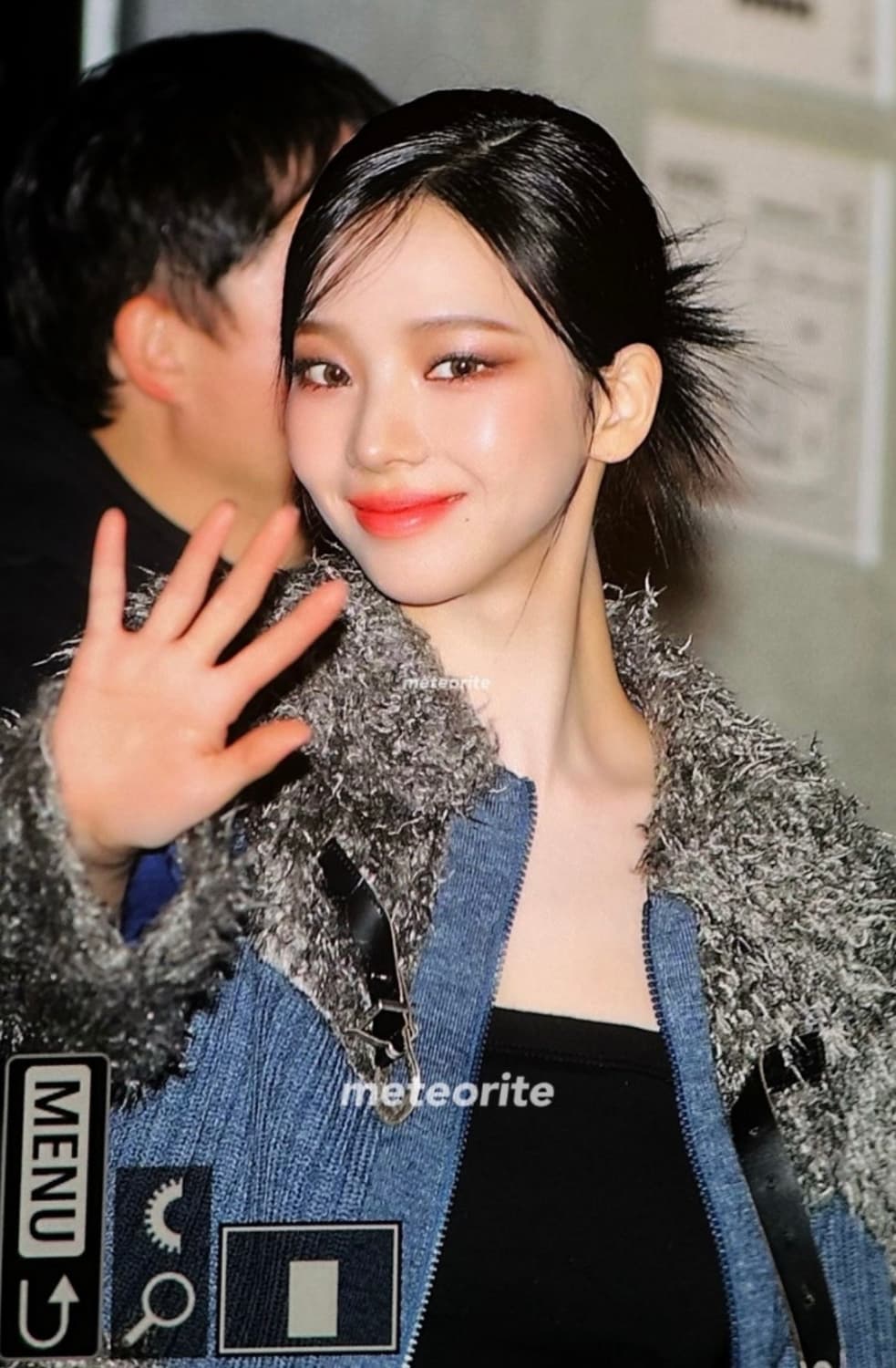 (카리나 착용) 앤더슨벨 우먼 올가 헤어리 니트 집업 퍼자켓 상품이미지4