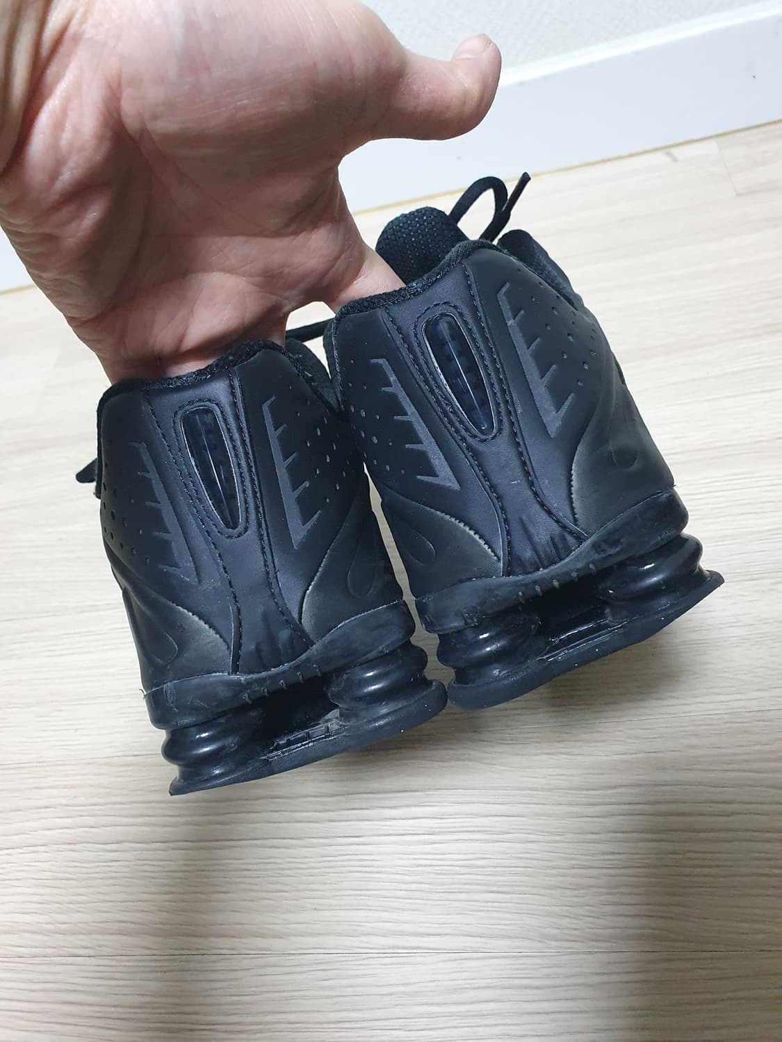 나이키 샥즈 R4 블랙 운동화 270 상품이미지6