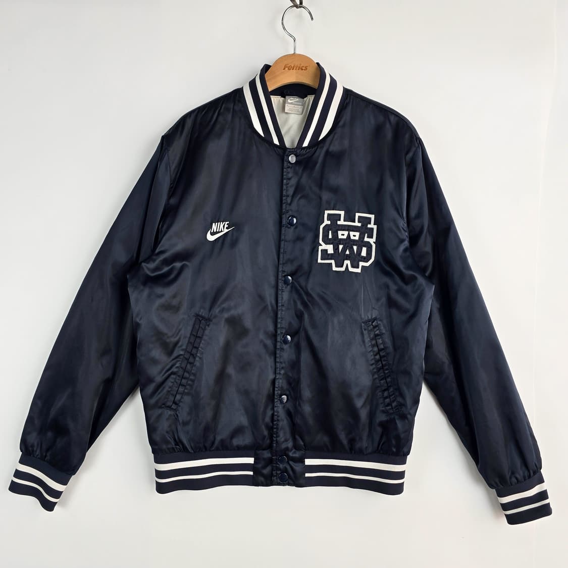 나이키 Nike 오리건 스타디움 스우시 바시티 점퍼 M 상품이미지1