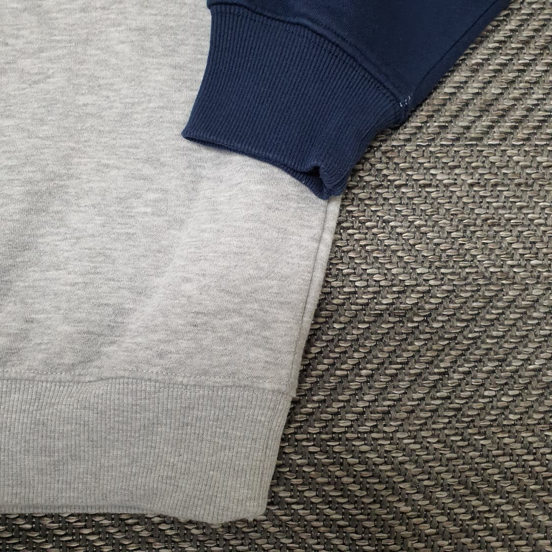 볼컴 기모 맨투맨 난자105 상품이미지4