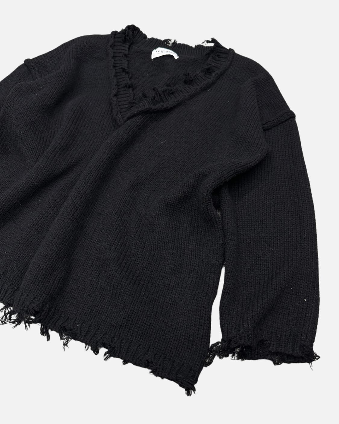 distressed black v-neck knit 상품이미지2
