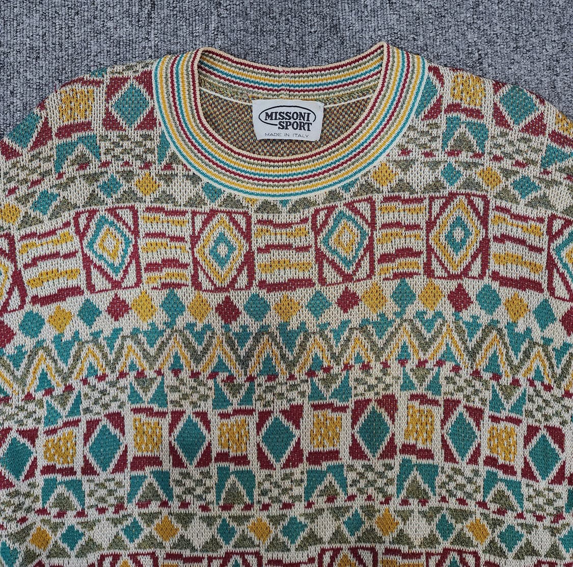 미쏘니 스포츠 빈티지 기하학 패턴 니트 M 상품이미지3