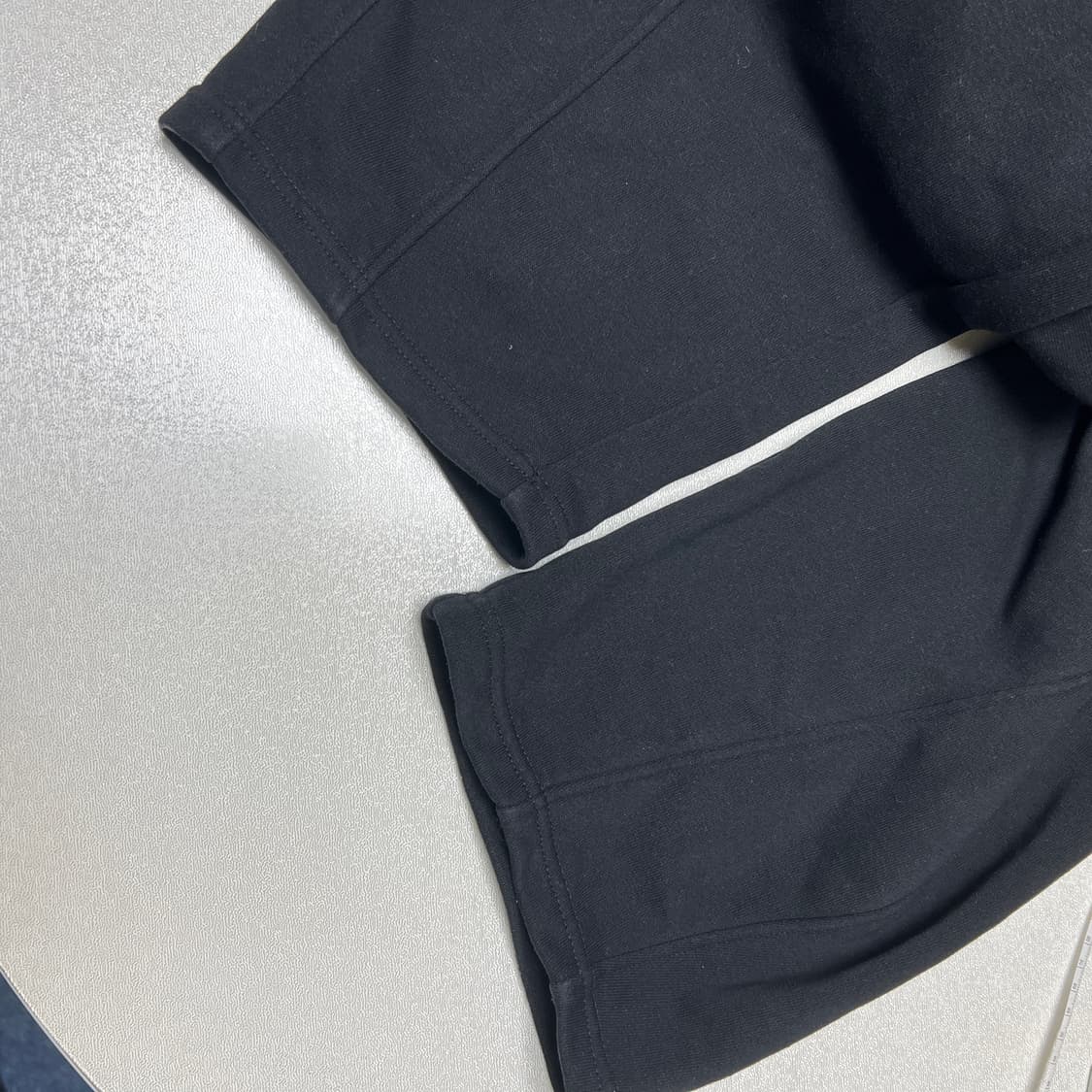 GU 지유 검정 스웨트 팬츠 배럴 레그 팬츠 조거 상품이미지10