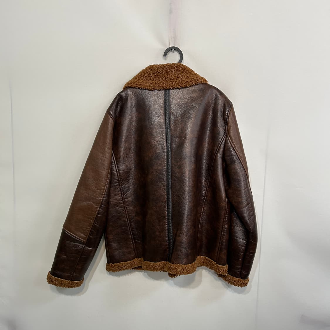 자라 남성 무스탕 L 상품이미지3