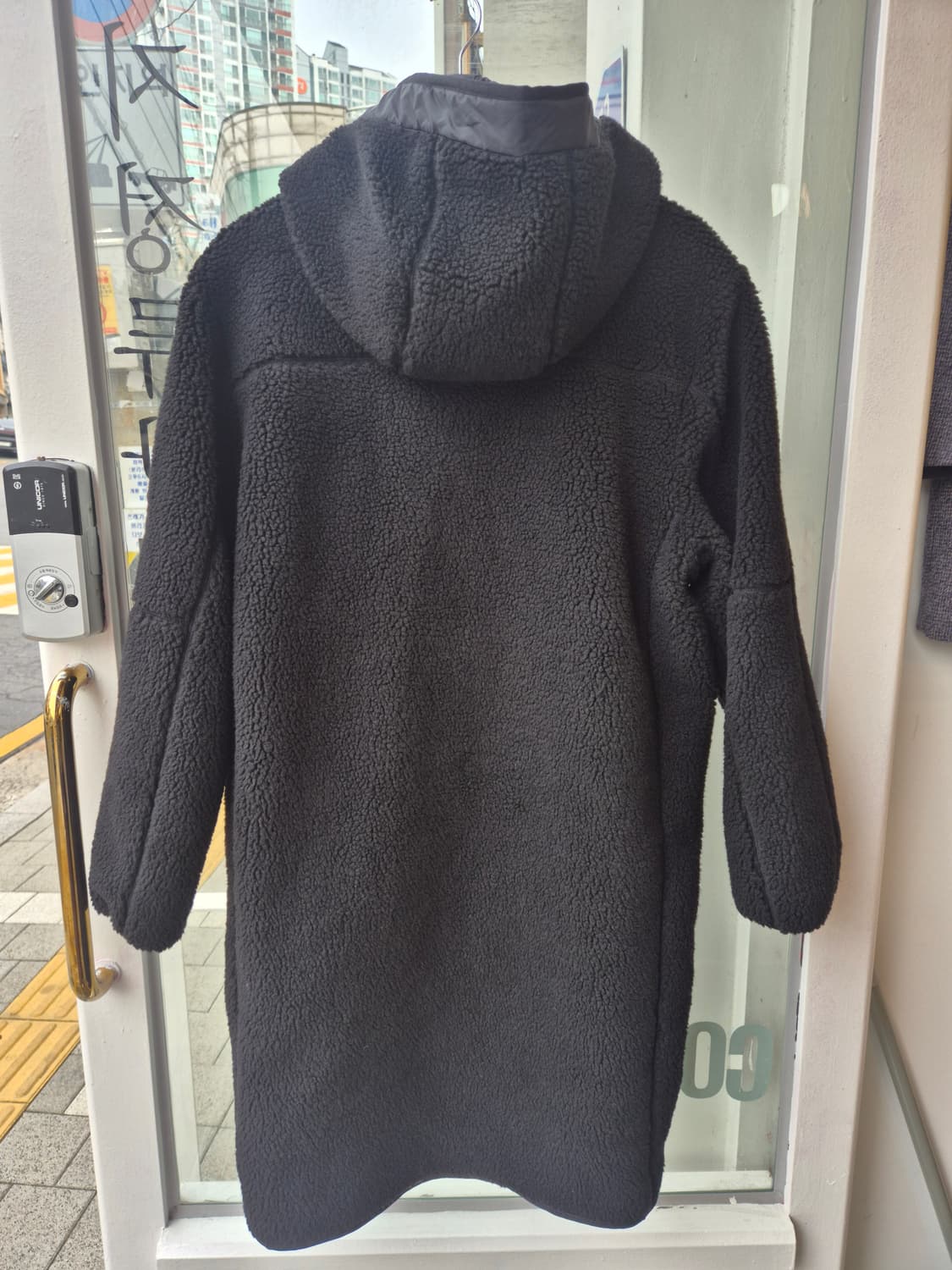 TNGT 블랙 롱 플리스 코트 105사이즈 상품이미지5