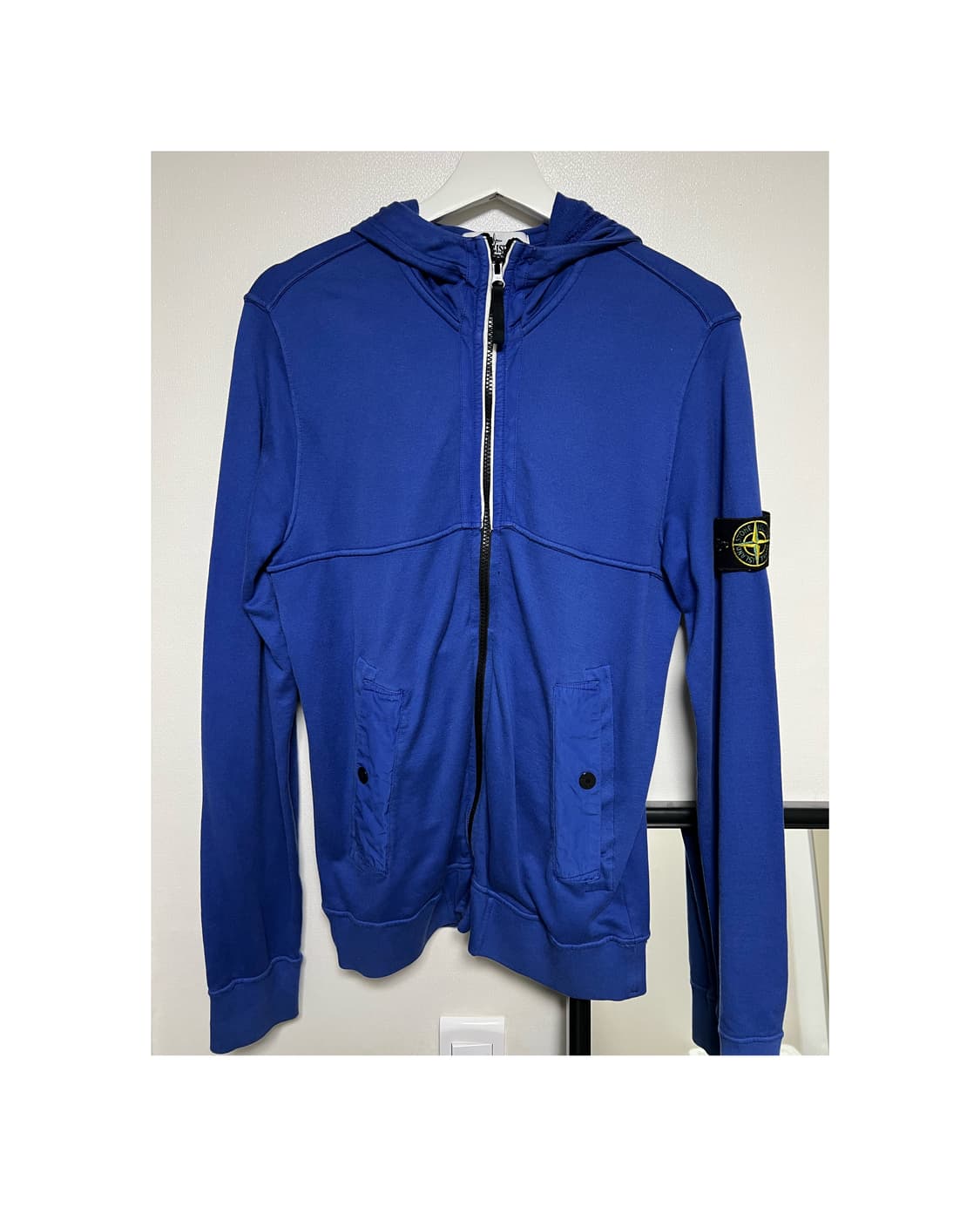 스톤아일랜드 후드집업 상품이미지1