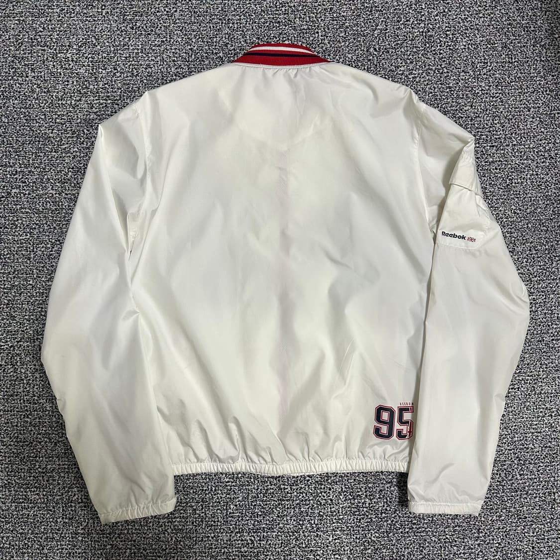 (100) 리복 클래식 화이트 바람막이 자켓 상품이미지3