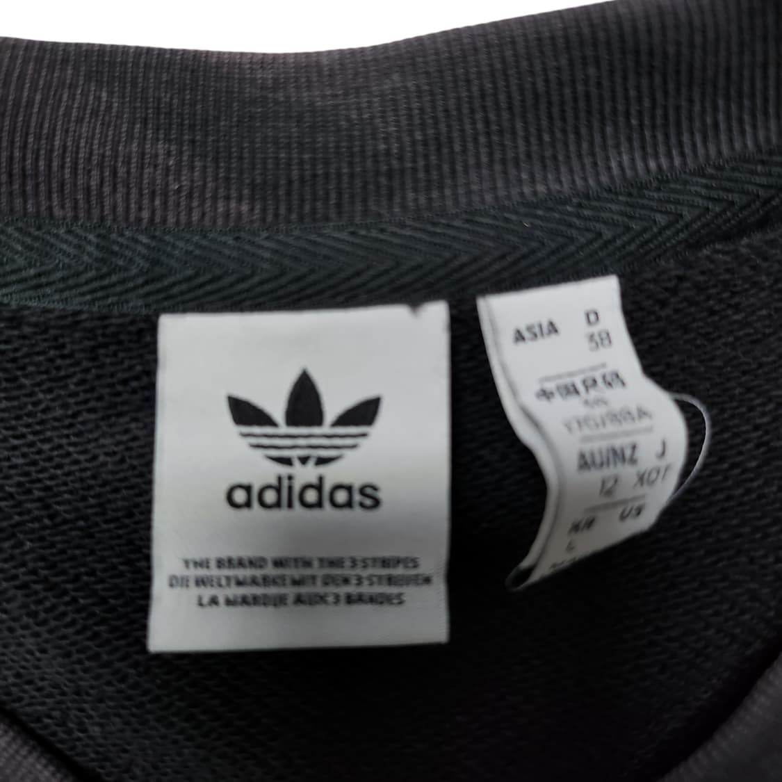 아디다스 맨투맨 상품이미지2