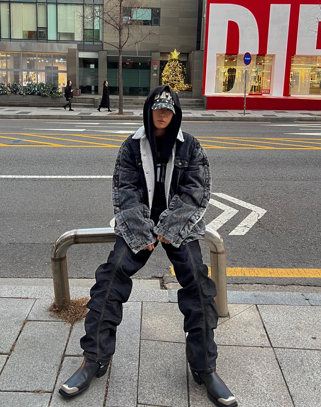 [S] 와이프로젝트 Y/PROJECT 워싱 데님 쉐르파 자켓 상품이미지2