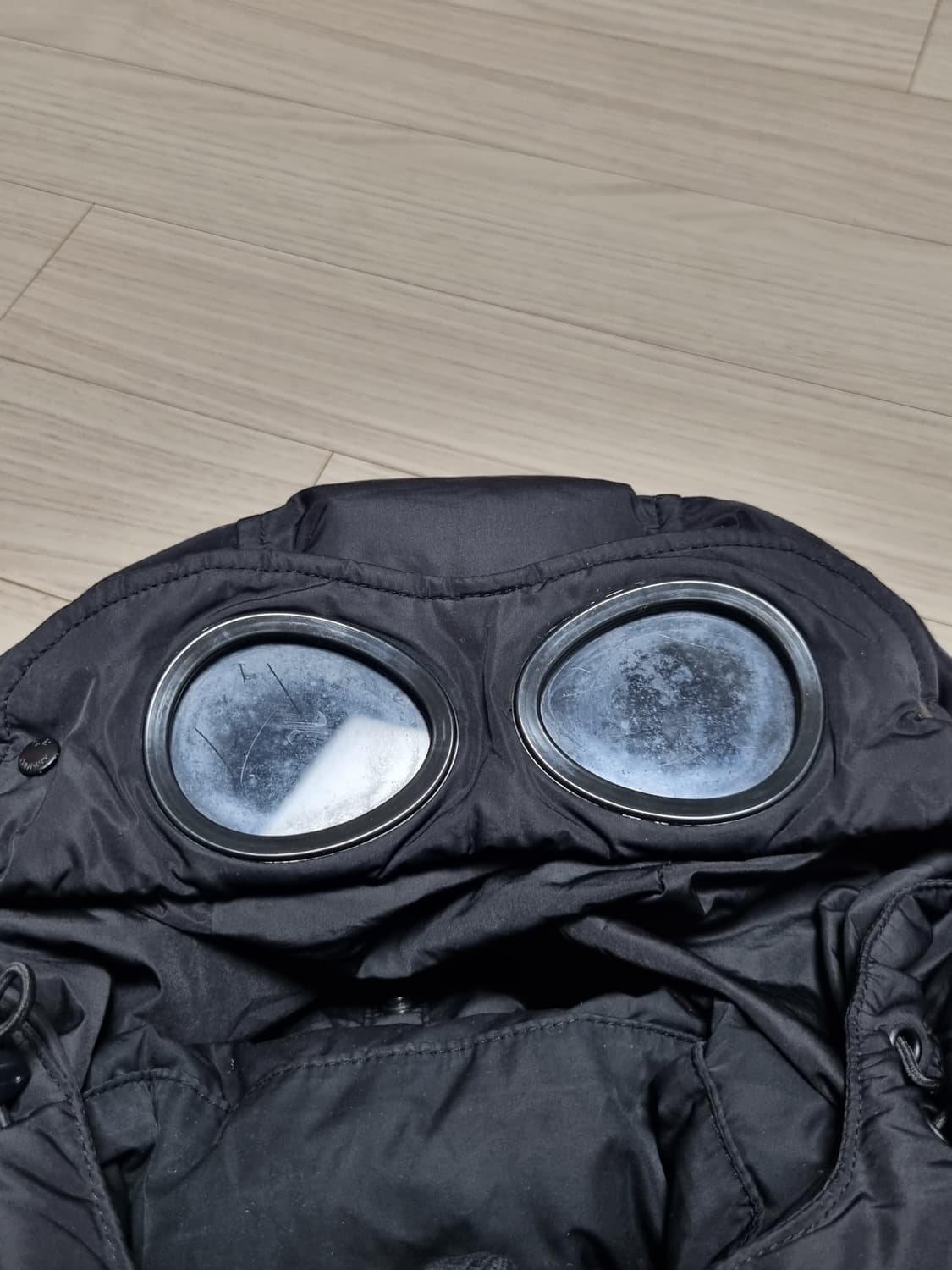 cp컴퍼니 렌즈고글 패딩조끼 상품이미지5