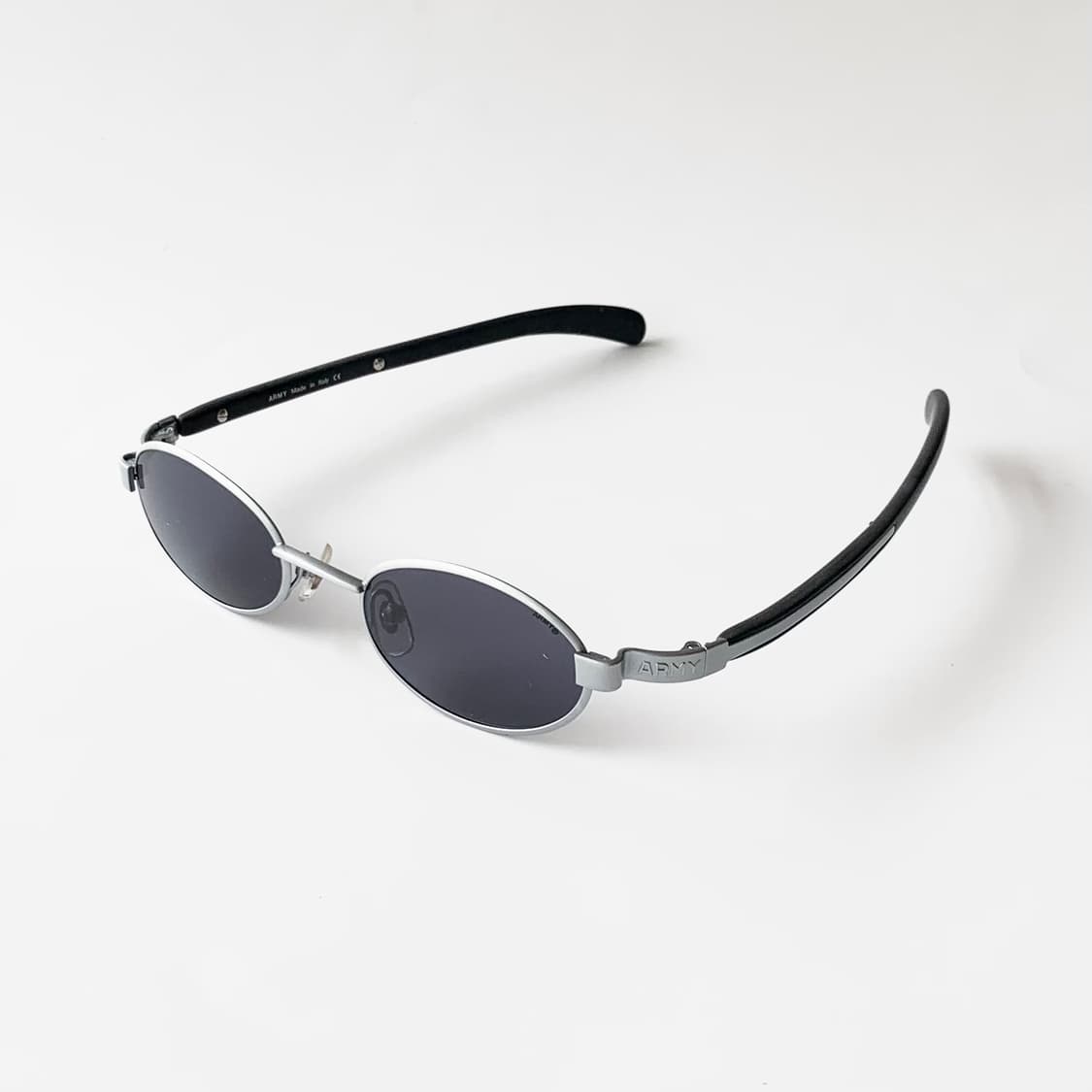 899 Y2K 실버 오벌 메탈 선글라스 슬림 타원형 남녀공용 데드스탁 상품이미지1