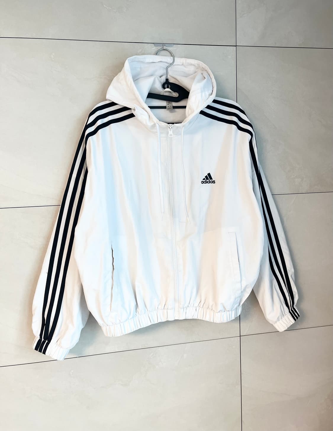 아디다스 크롭 바람막이 화이트 [L]  상품이미지2
