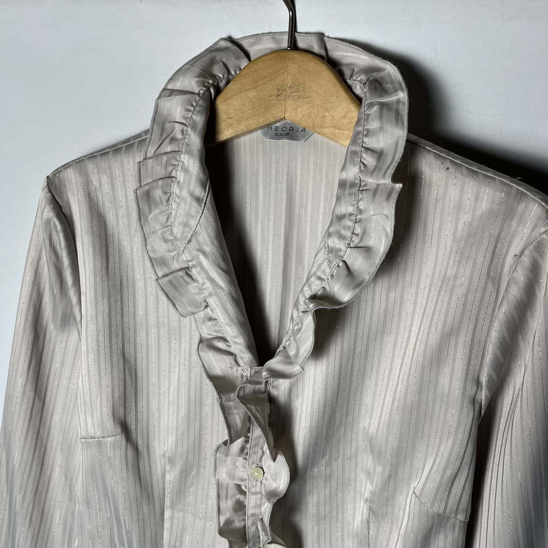 [Theoria] 세오리아 프릴 블라우스 상품이미지2