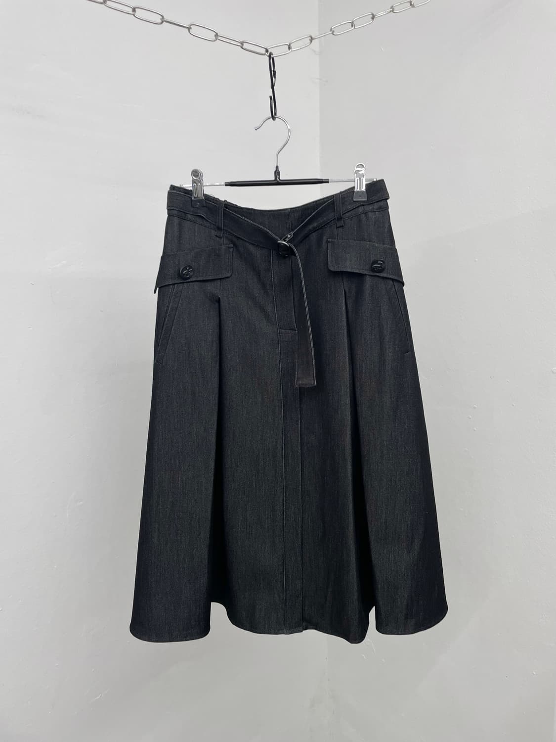 흑청 데님 벨트 절개 스커트 상품이미지2