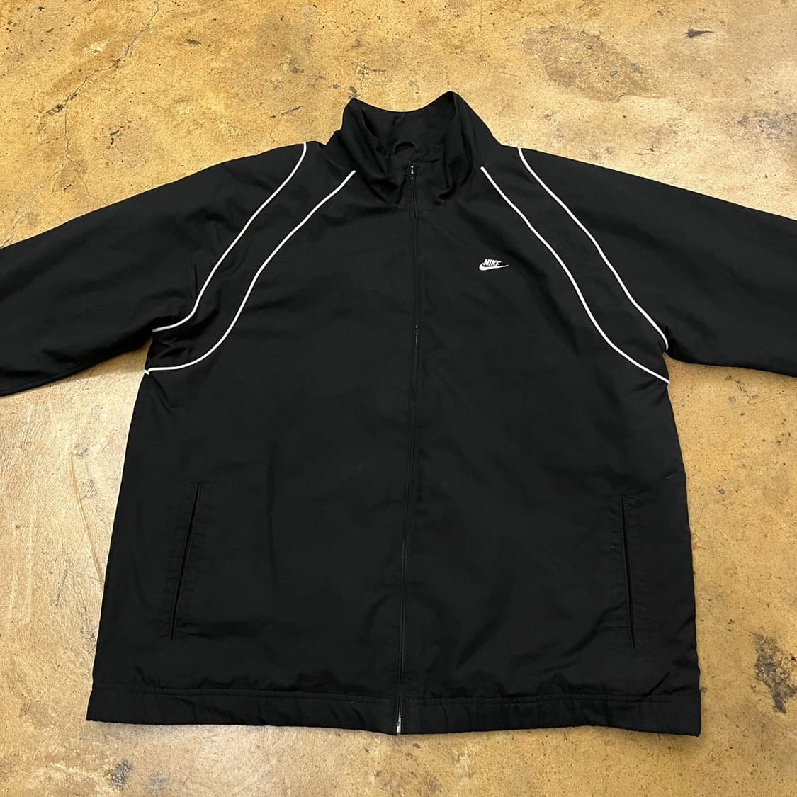 [정품] 나이키 블랙 트랙 자켓 라인 포인트 b18 상품이미지3
