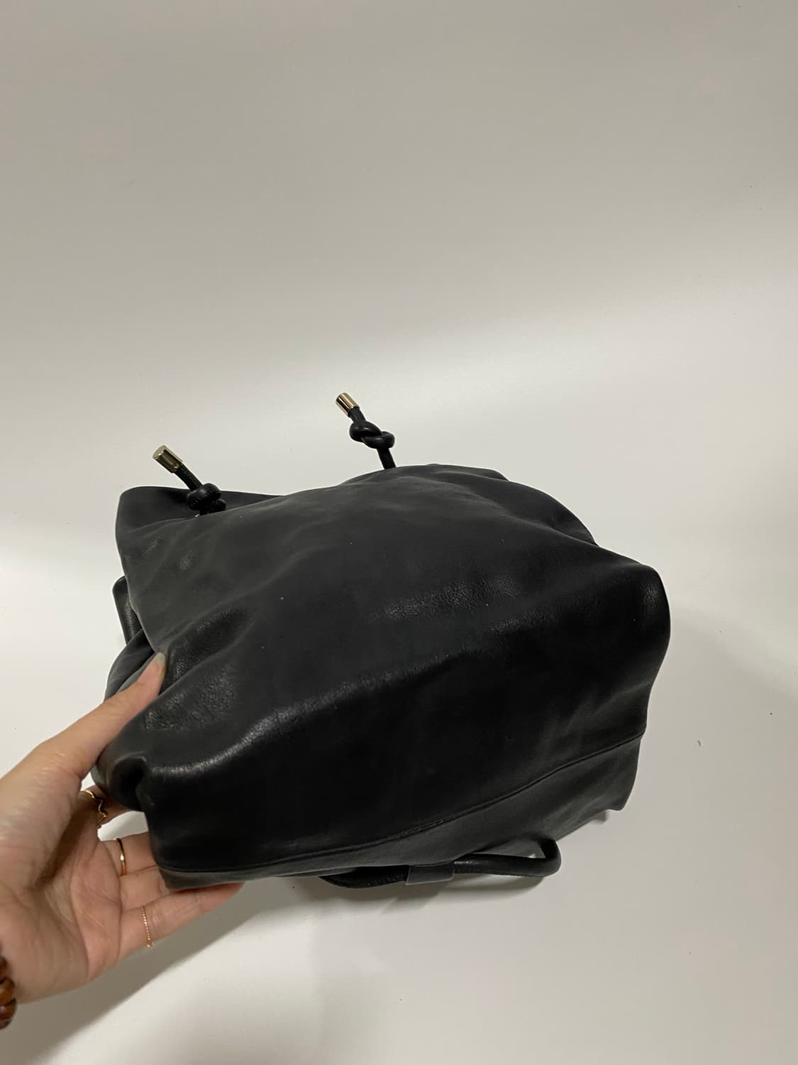 Vince 빈스 백팩 가죽 가방 상품이미지4