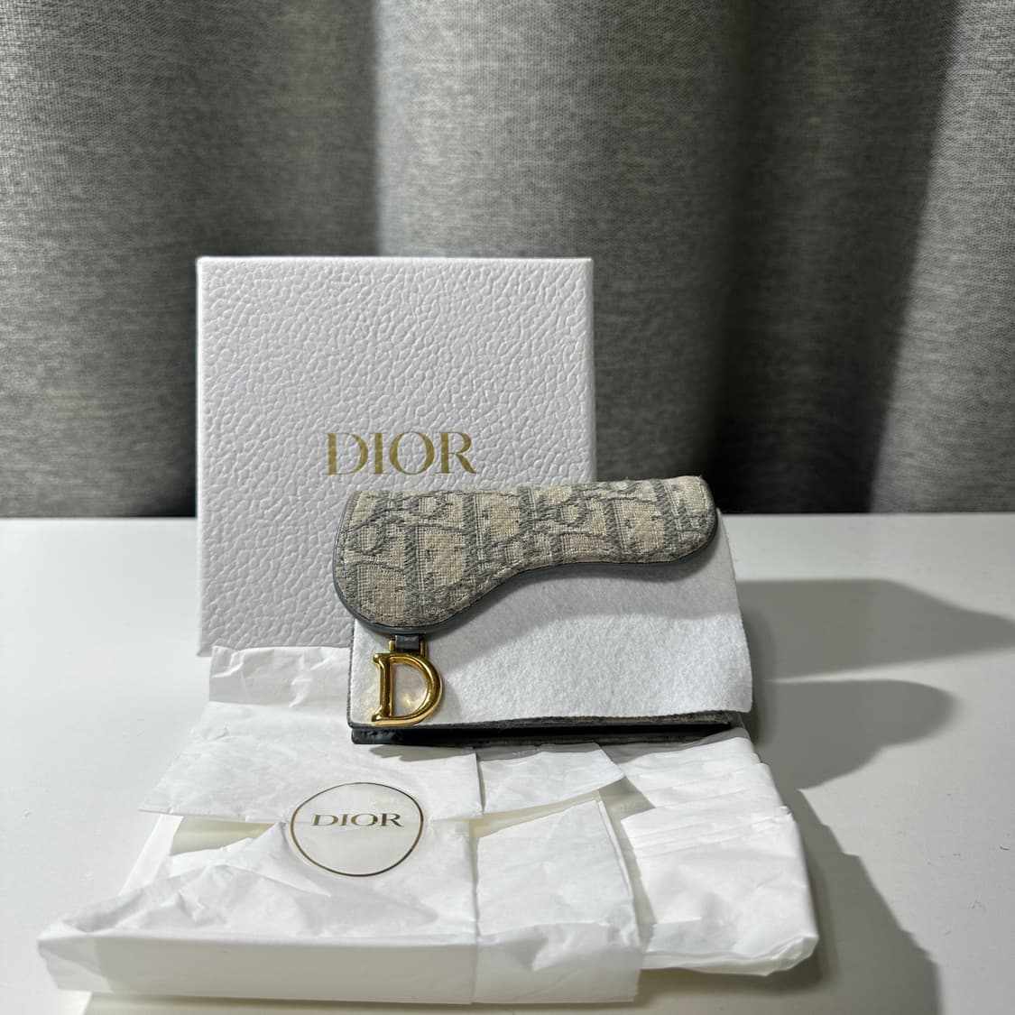 [A+]디올 오블리크 새들 카드지갑 그레이 상품이미지1
