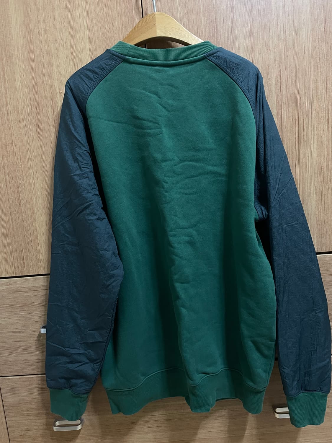 네이더스 하이브리드 나그랑 맨투맨 상품이미지2