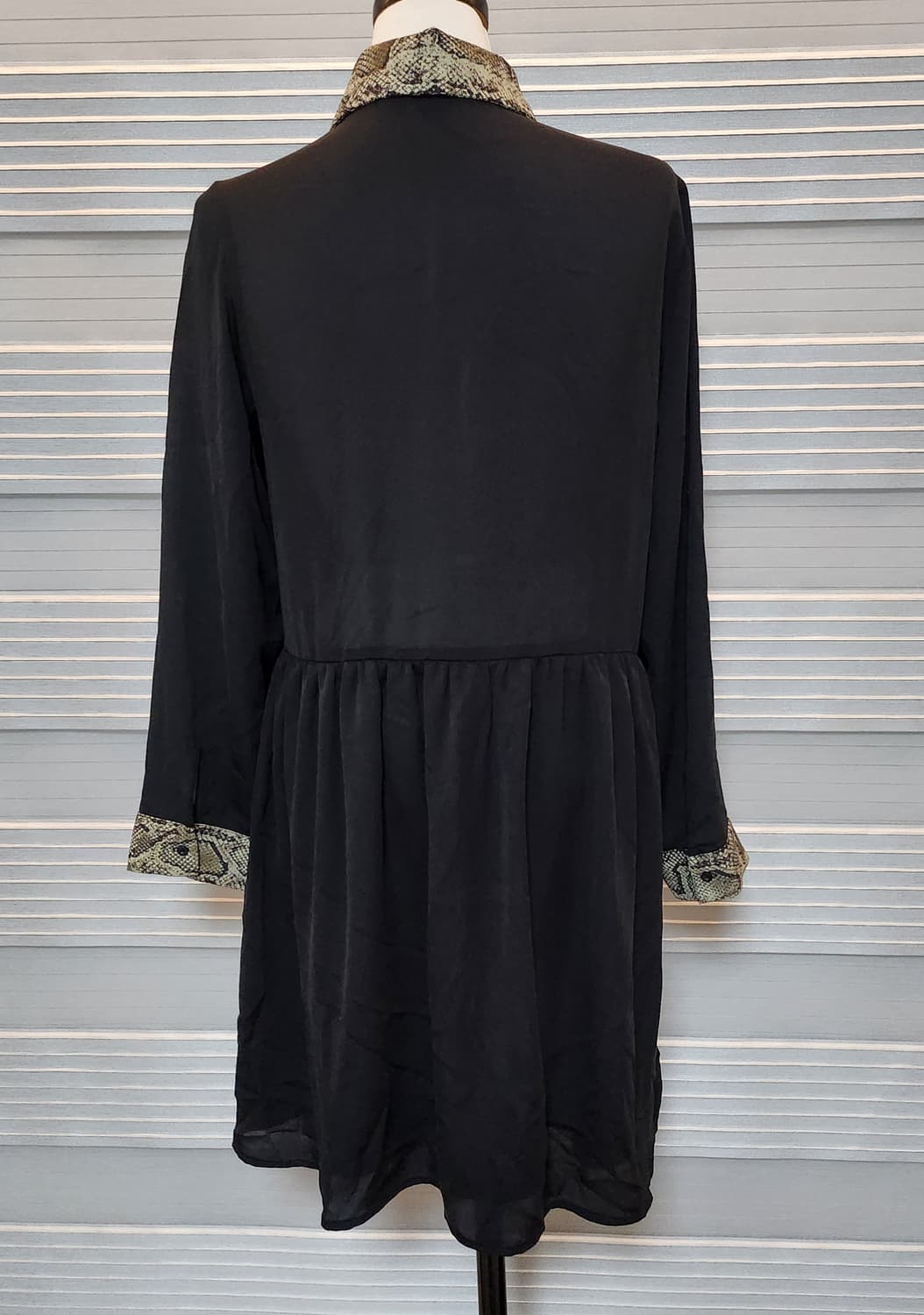 자라 베이직 블랙 셔츠 원피스 S  상품이미지3