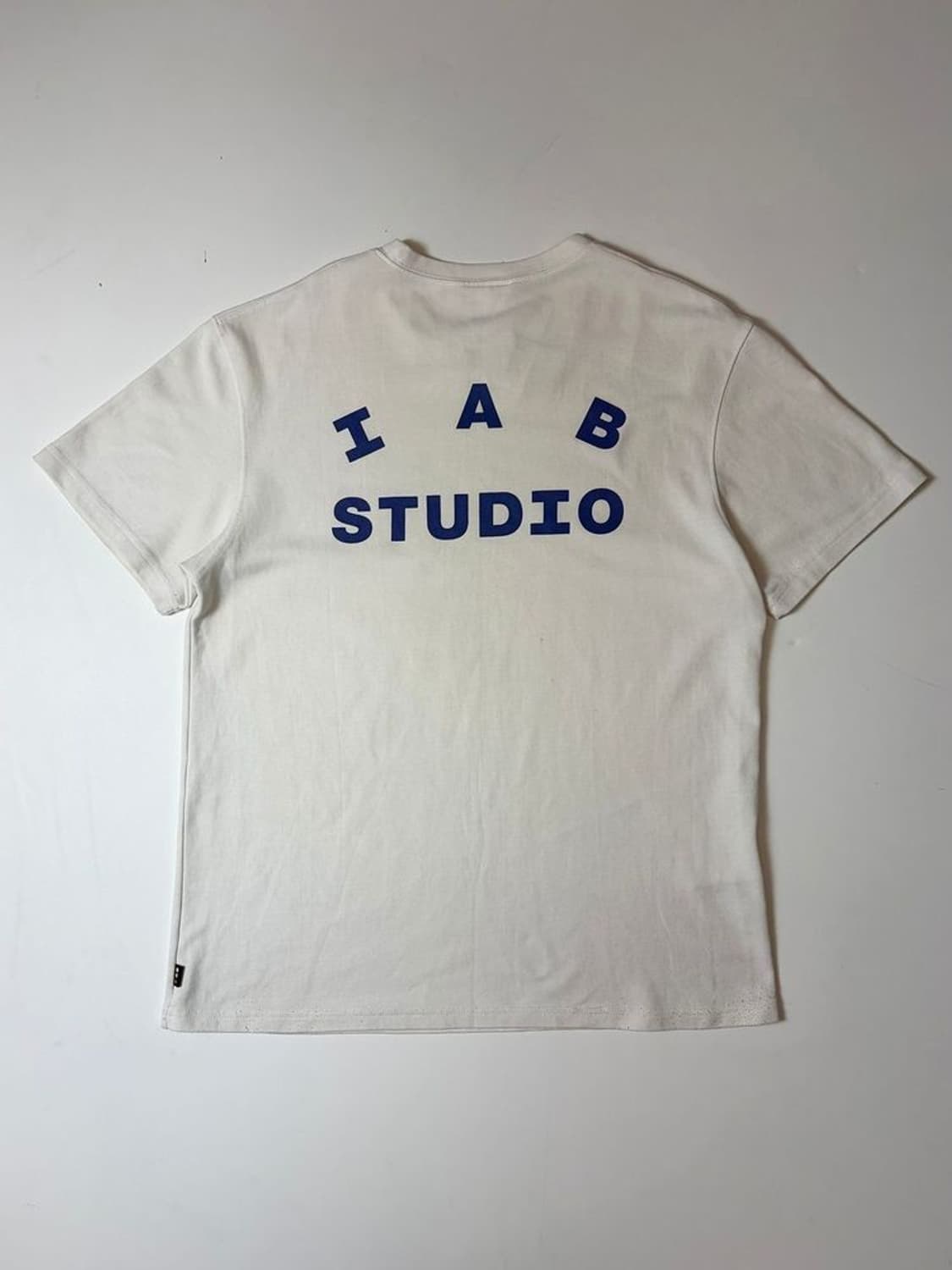 아이앱스튜디오 빅로고 오버핏 반팔 티셔츠 PN9565 상품이미지1