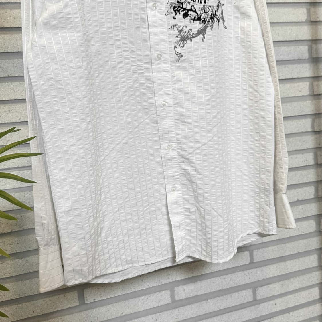 ITALY VINTAGE 셔츠 엠보 텍스쳐 그래픽 프린트 디테일 화이트 상품이미지5