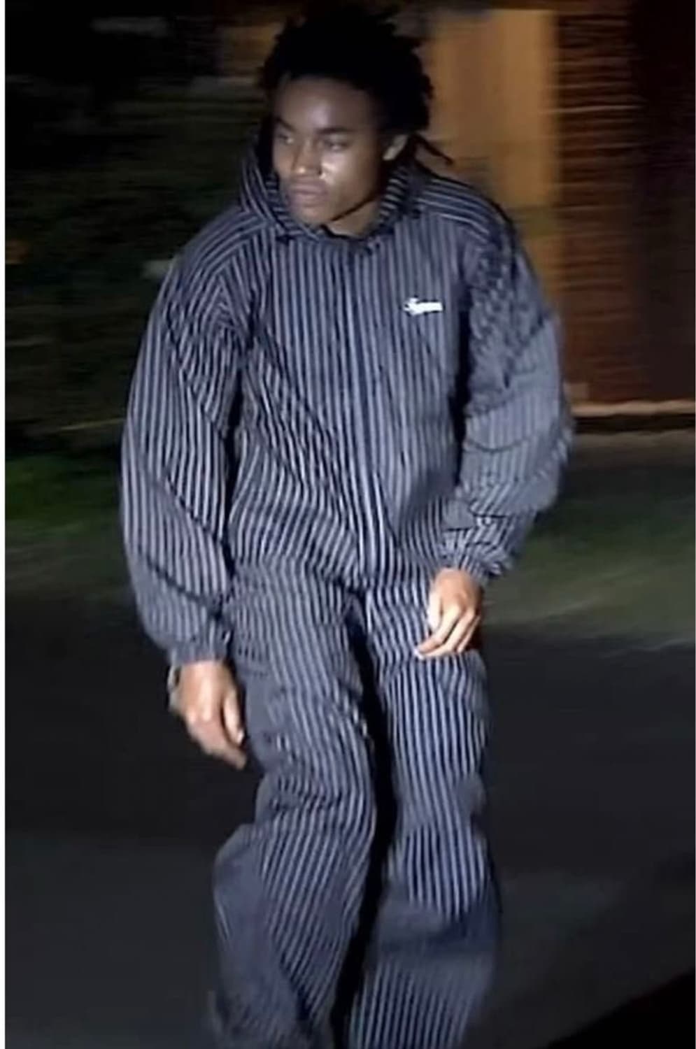 슈프림 리플렉티브 핀스트라이프 트랙 팬츠 블랙 24FW L사이즈 상품이미지5