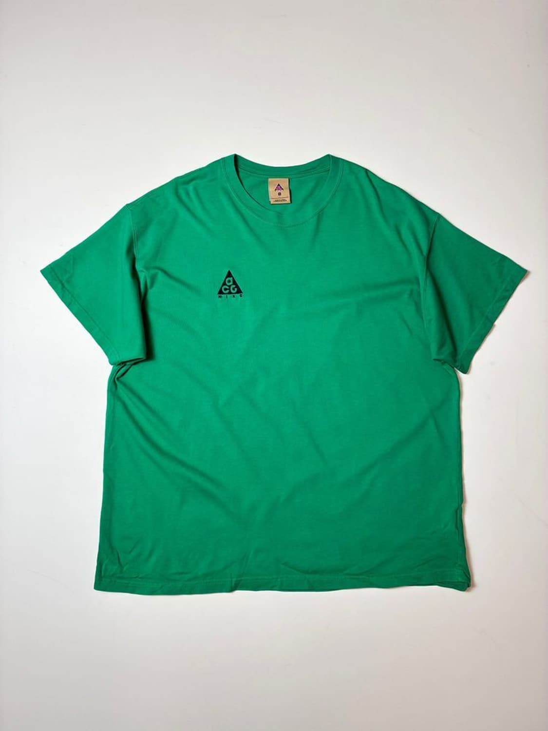 나이키 ACG 로고 루시드 그린 반팔 티셔츠 PN8590 상품이미지1