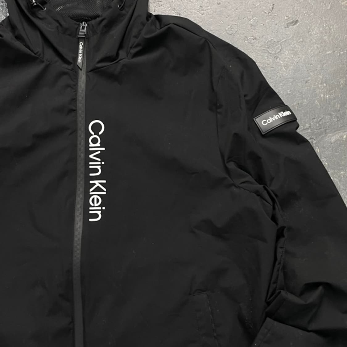 100 캘빈클라인 바람막이 상품이미지2