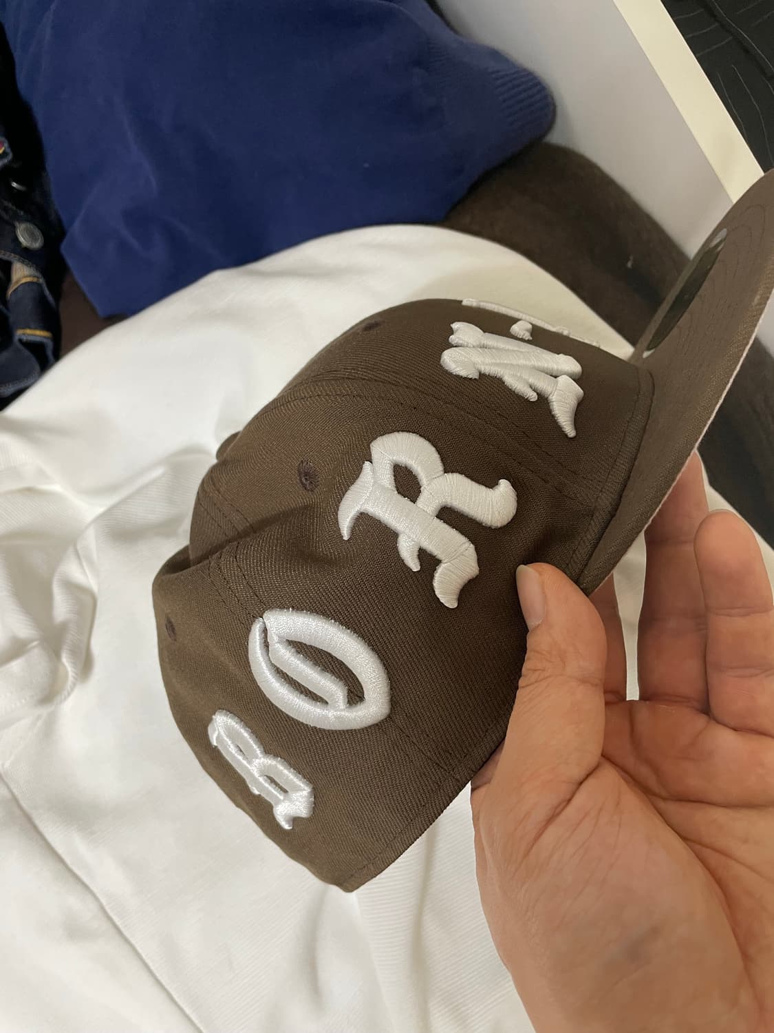 뉴에라 x 본앤레이즈드 콜라보 브라운컬러 볼캡 상품이미지8