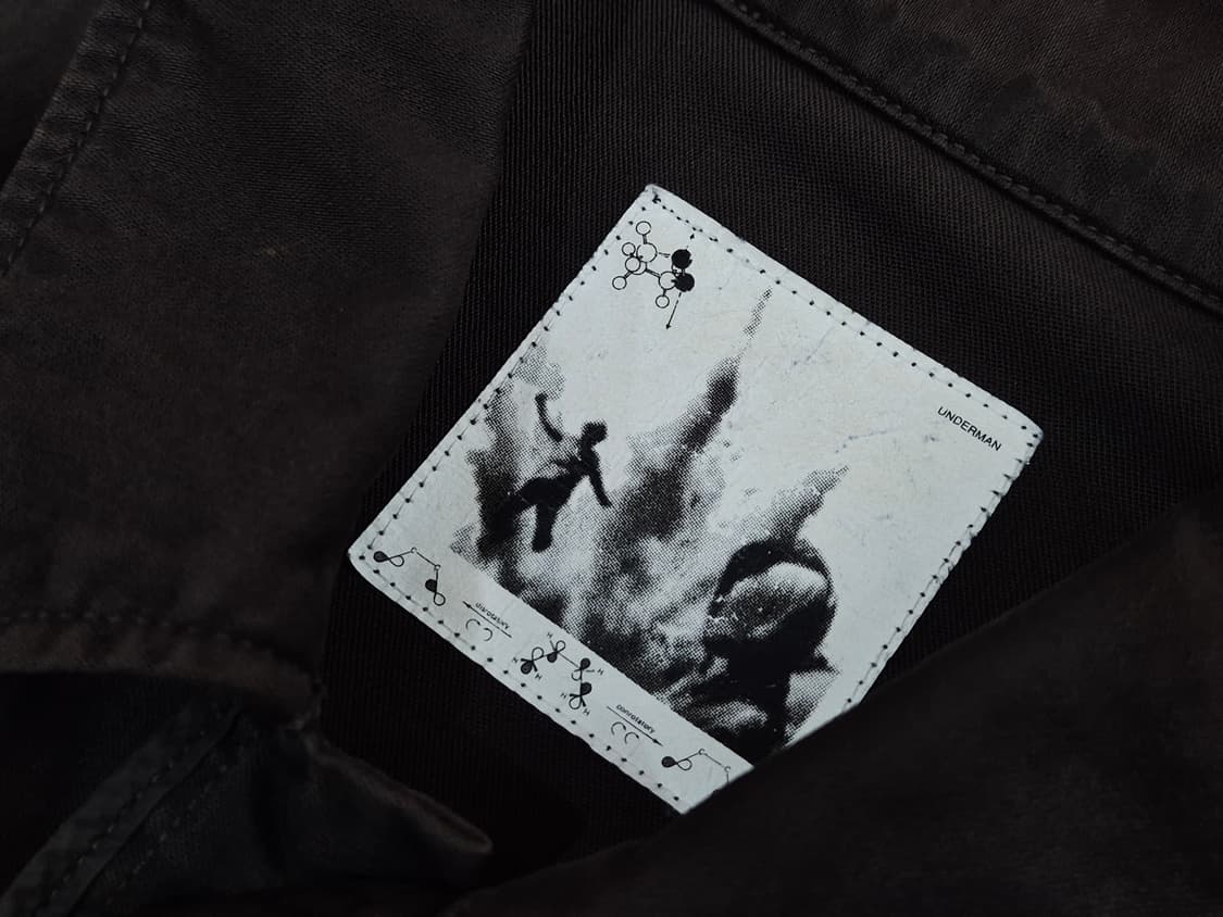 UNDERCOVER 언더커버 언더맨 11s/s 언더맨 자켓 브라운 상품이미지4