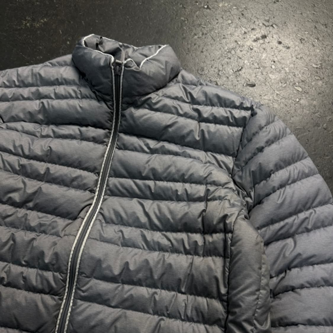 105 알마니 경량패딩  상품이미지2