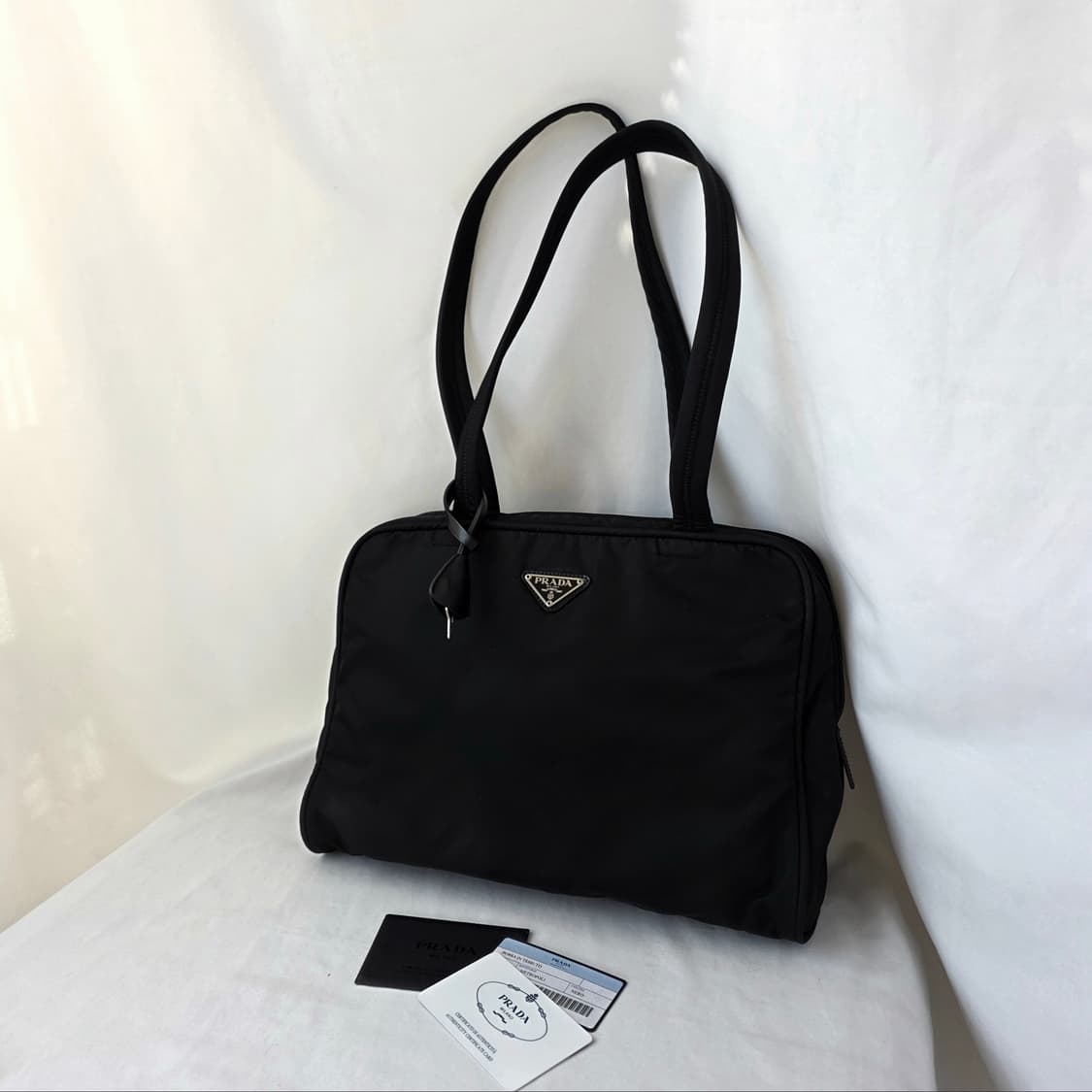 [정품 PRADA] 프라다 포코노 나일론 숄더백 호보백 상품이미지1