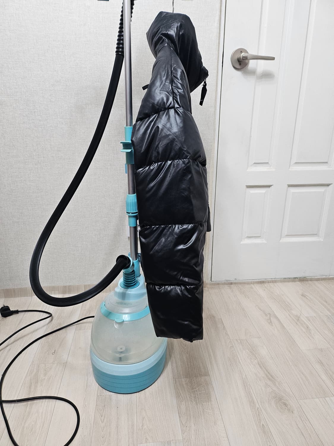 (90~95)M☆우주매물☆나이키 써마핏시티 600 [블랙]푸퍼 덕다운패딩 상품이미지7