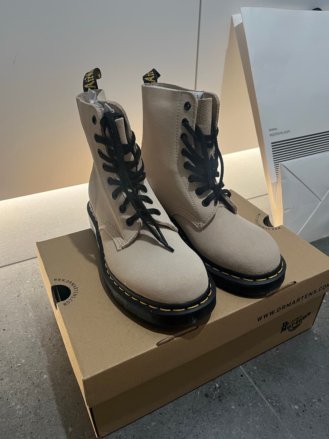 *새상품 닥터마틴 1460 파스칼 워커 빈티지 베이지 상품이미지1