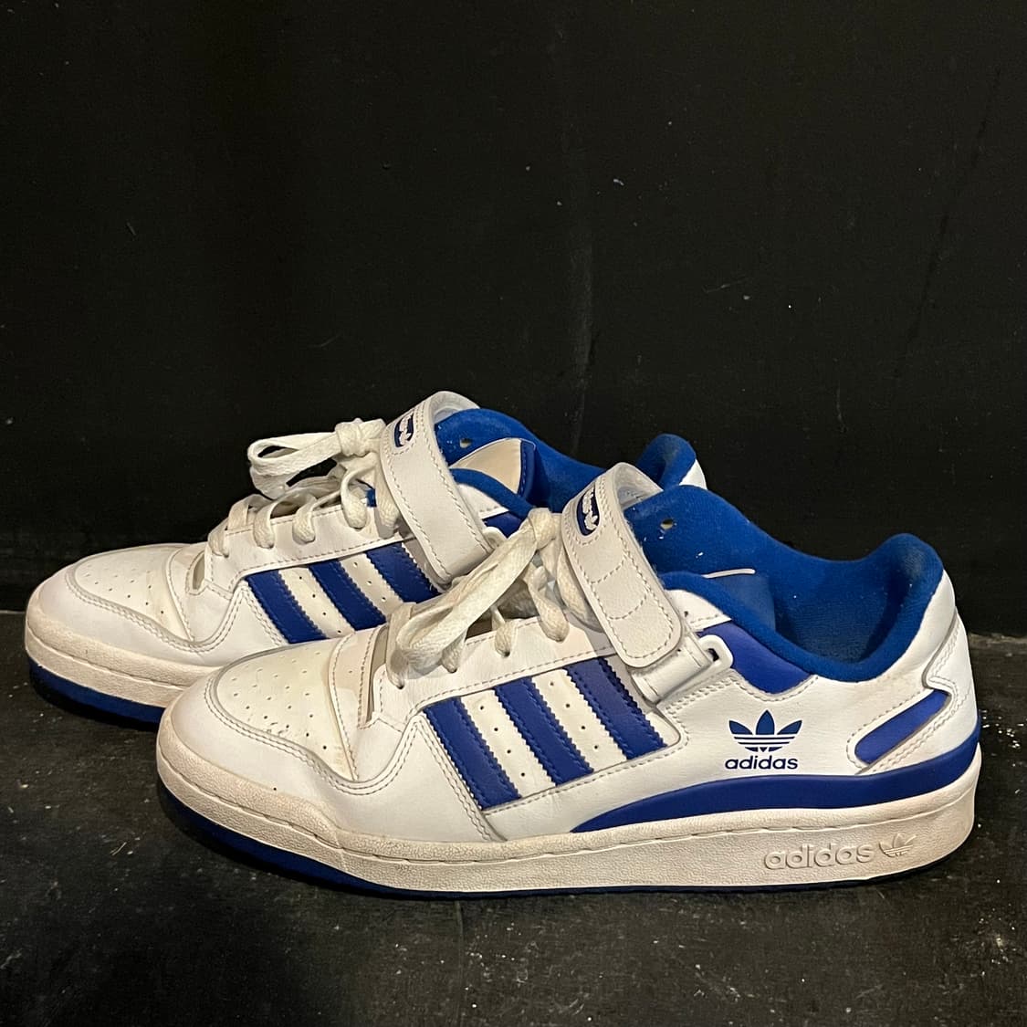 아디다스 스니커즈 상품이미지1