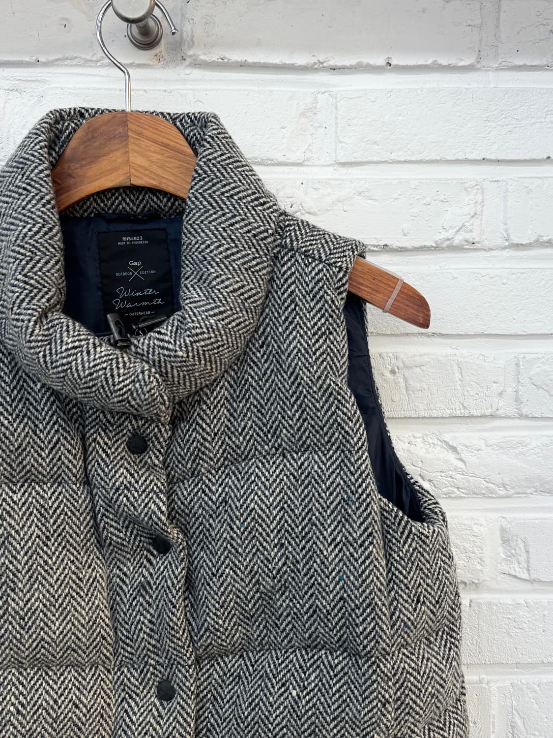 갭 그레이 모혼방 체크 패딩베스트 상품이미지5