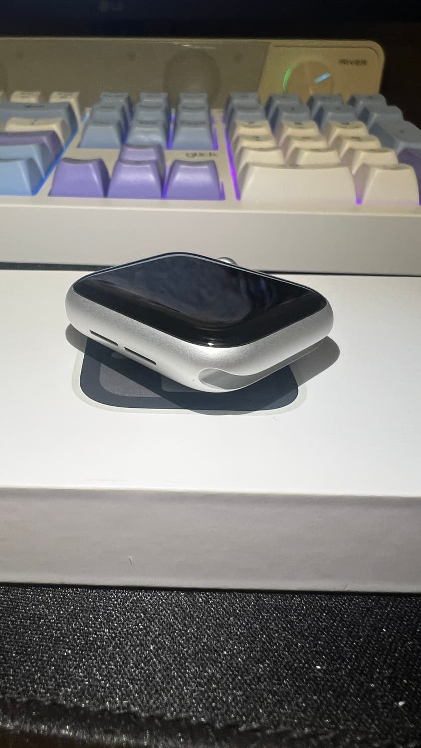 애플워치 SE2 40mm gps (배터리성능100프로) 상품이미지3