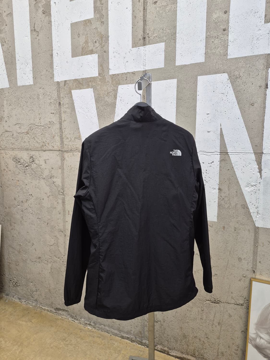 여성90)노스페이스 얇은 홑겹 바람막이 상품이미지3