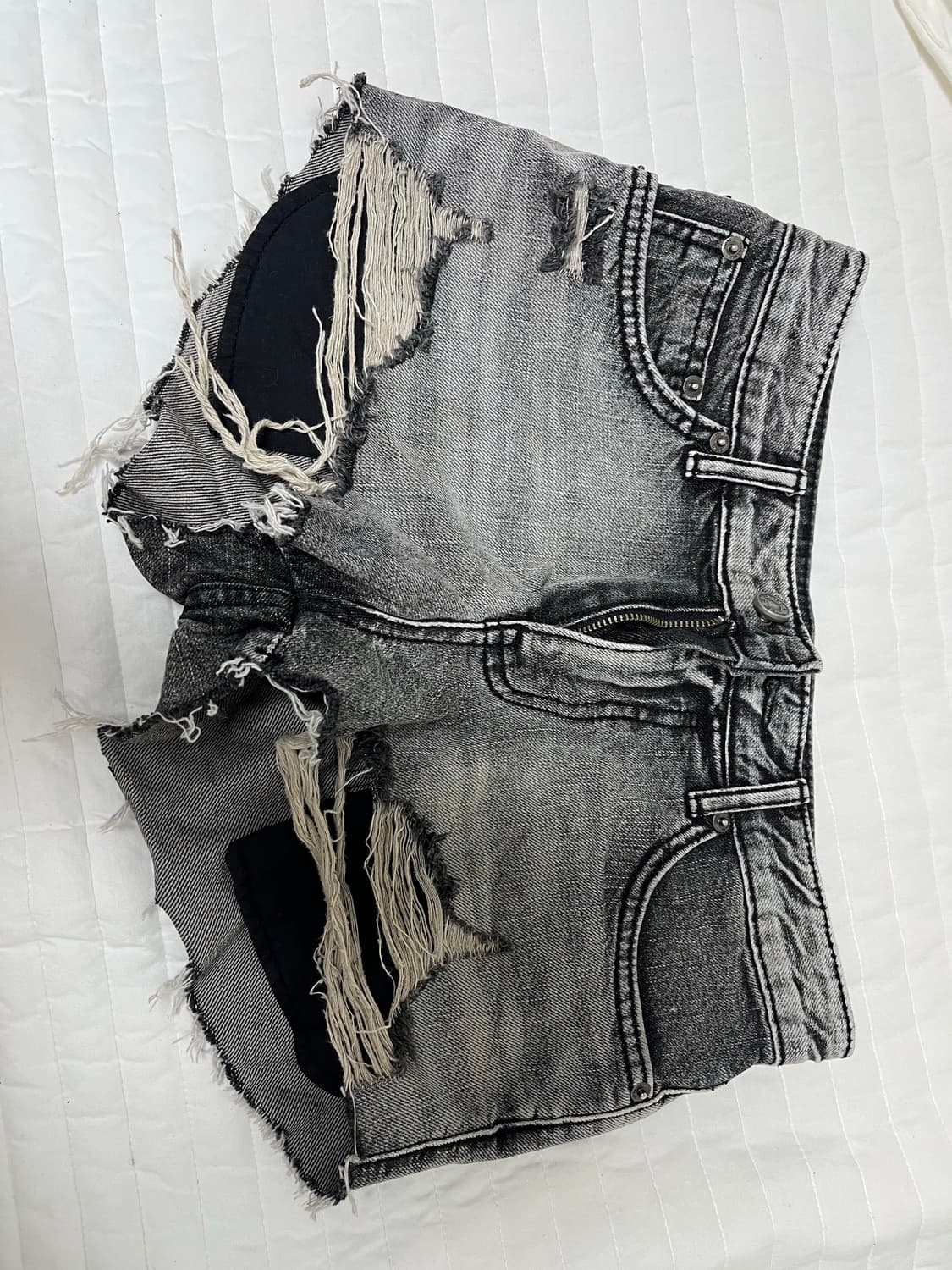 보헤미안 서울 디스트로이드 쇼츠 s 상품이미지2