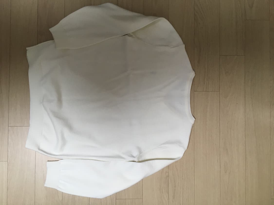 폴로니트 상품이미지3