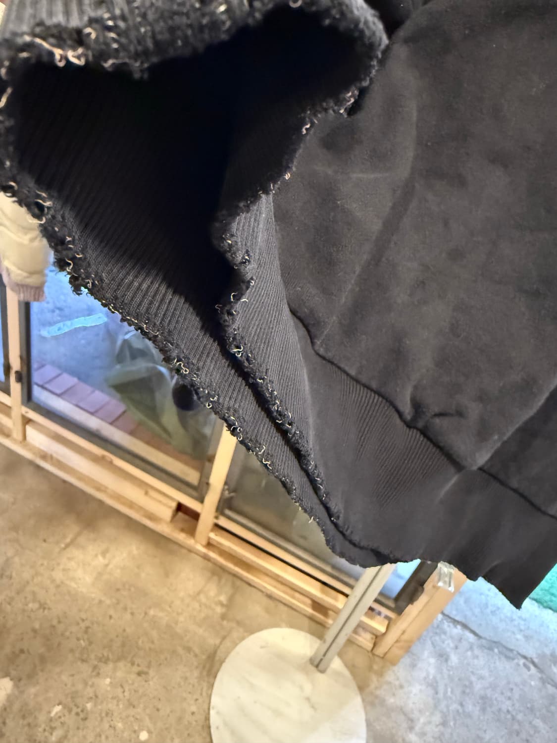 MLB 블랙 맨투맨 상품이미지6