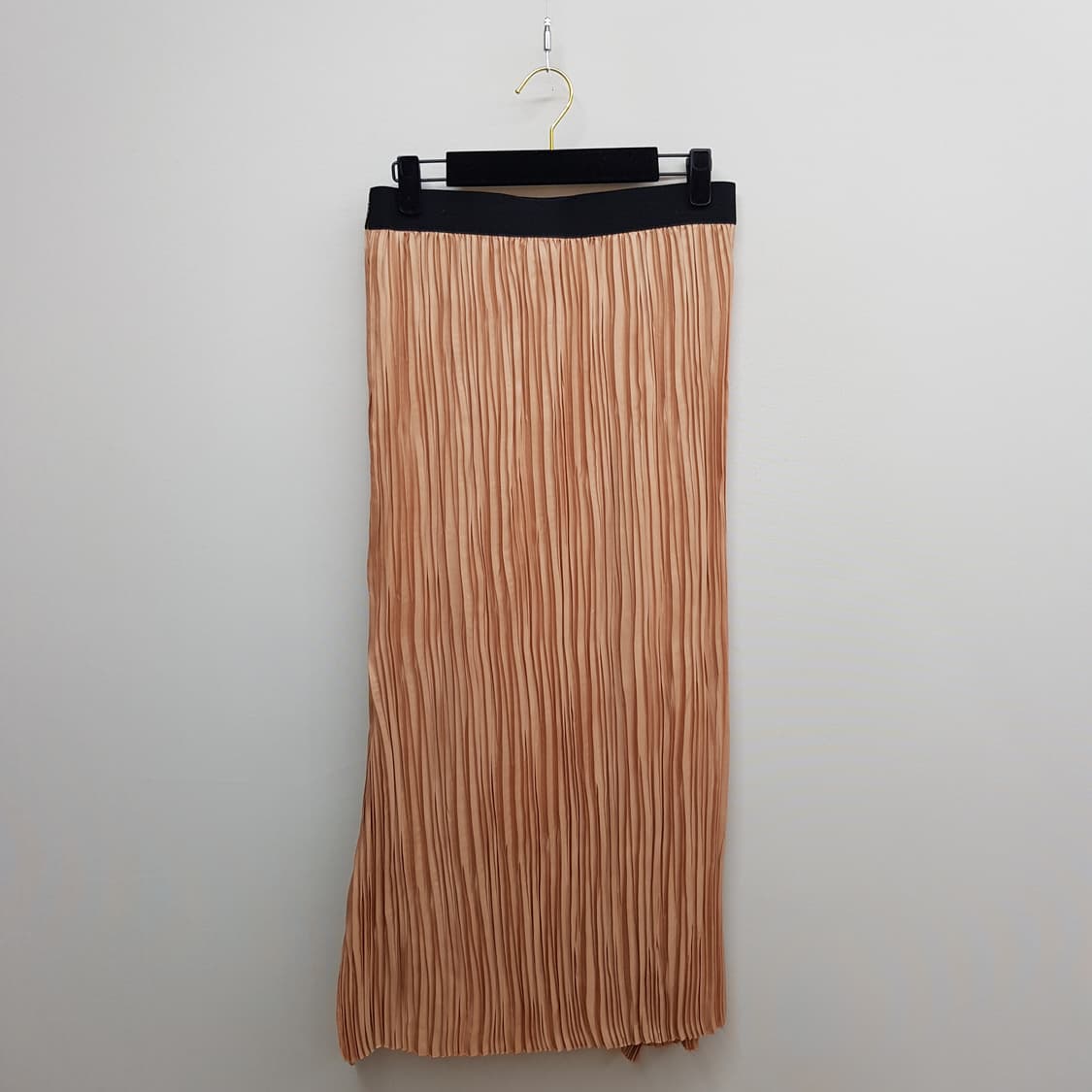 한섬  랑방 2021 플리츠 롱 스커트 64-94사이즈 상품이미지4
