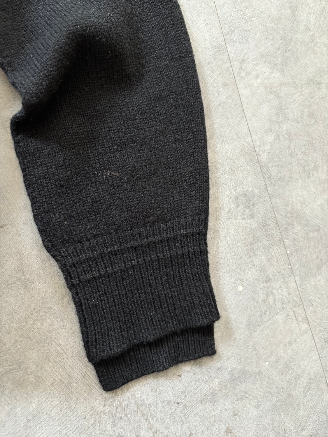 Helmut Lang 헬무트랭 캐시미어 브이넥 니트 상품이미지10