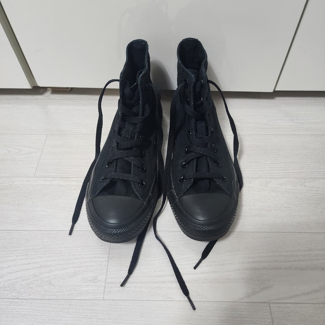 240 컨버스 척 테일러 올스타 하이 클래식 블랙 모노크롬 올블랙 상품이미지2