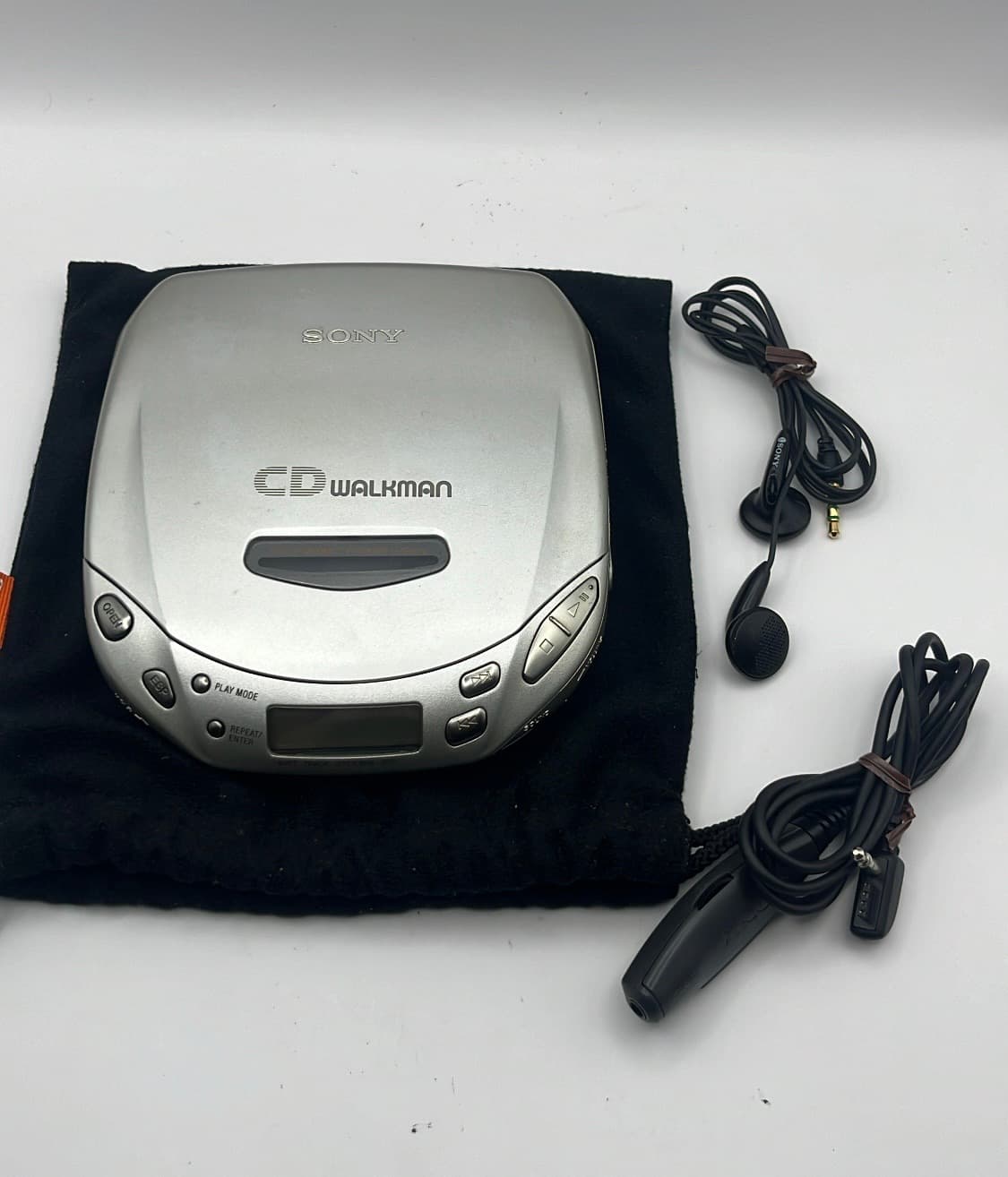 Sony CD player Walkman D-E404 (릴리슈슈 에디션) 상품이미지3
