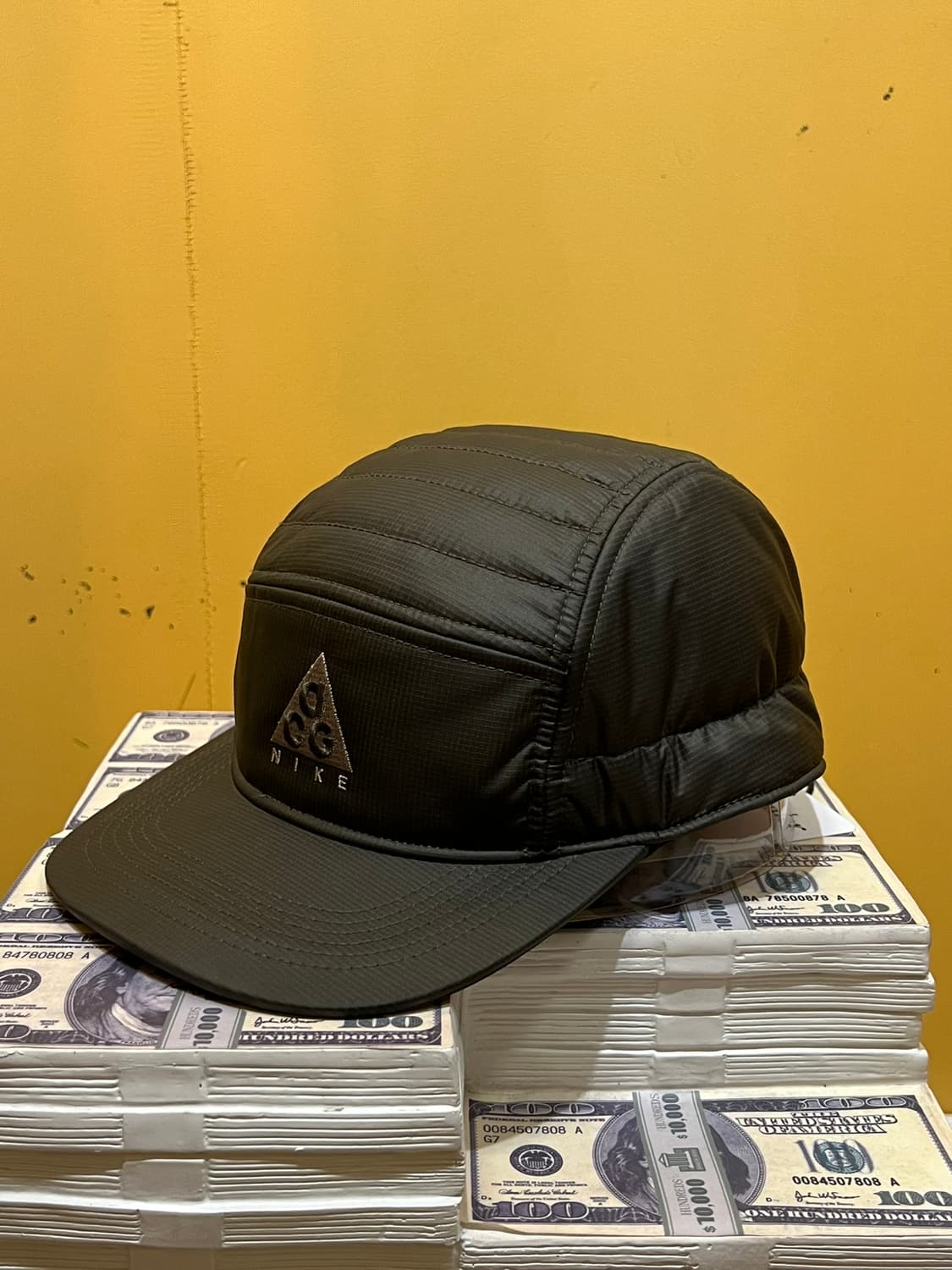 [OS] 나이키 ACG AW84 패디드 캡 카고 카키 상품이미지1