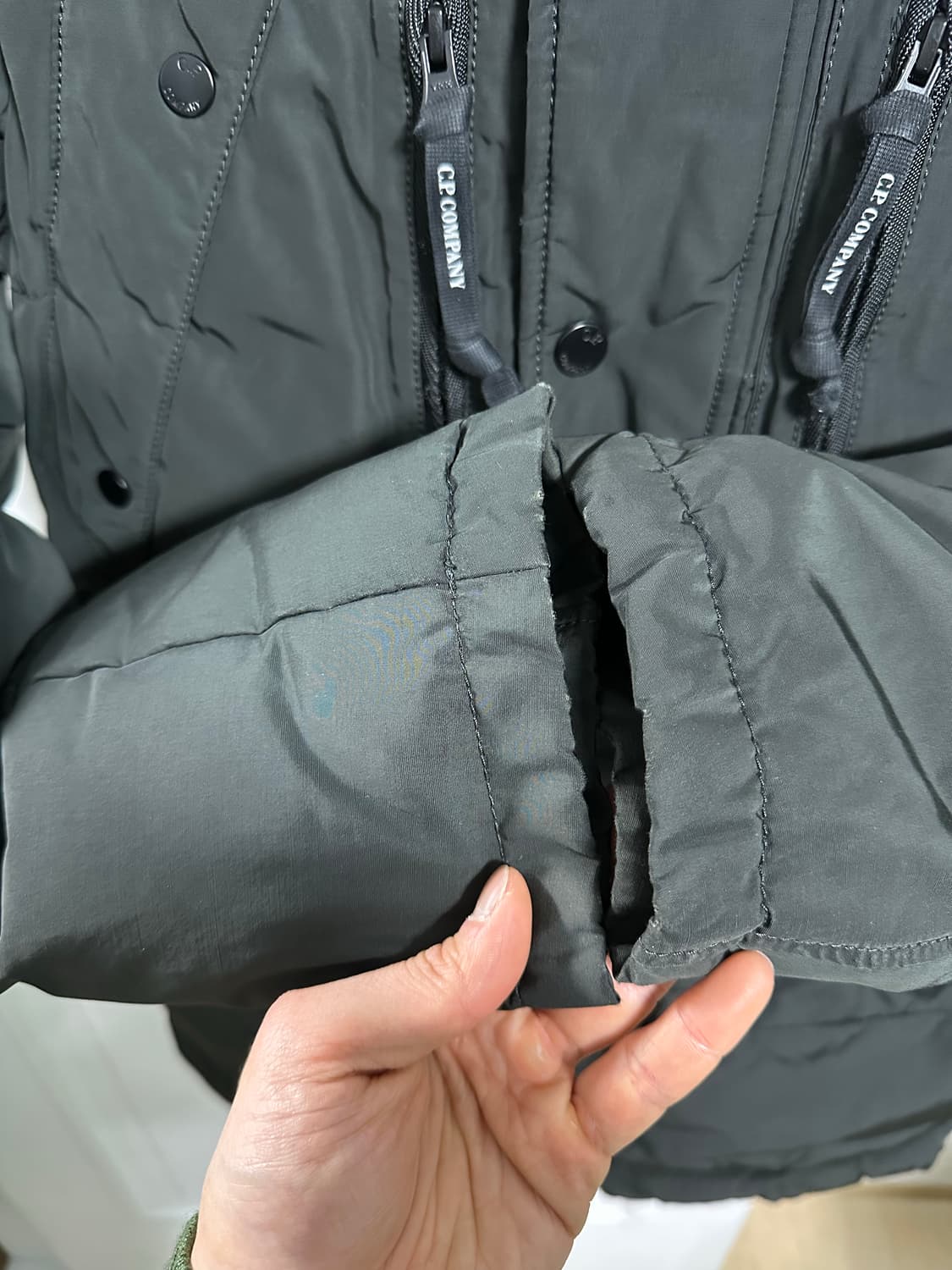 CP컴퍼니 고글 패딩 상품이미지4