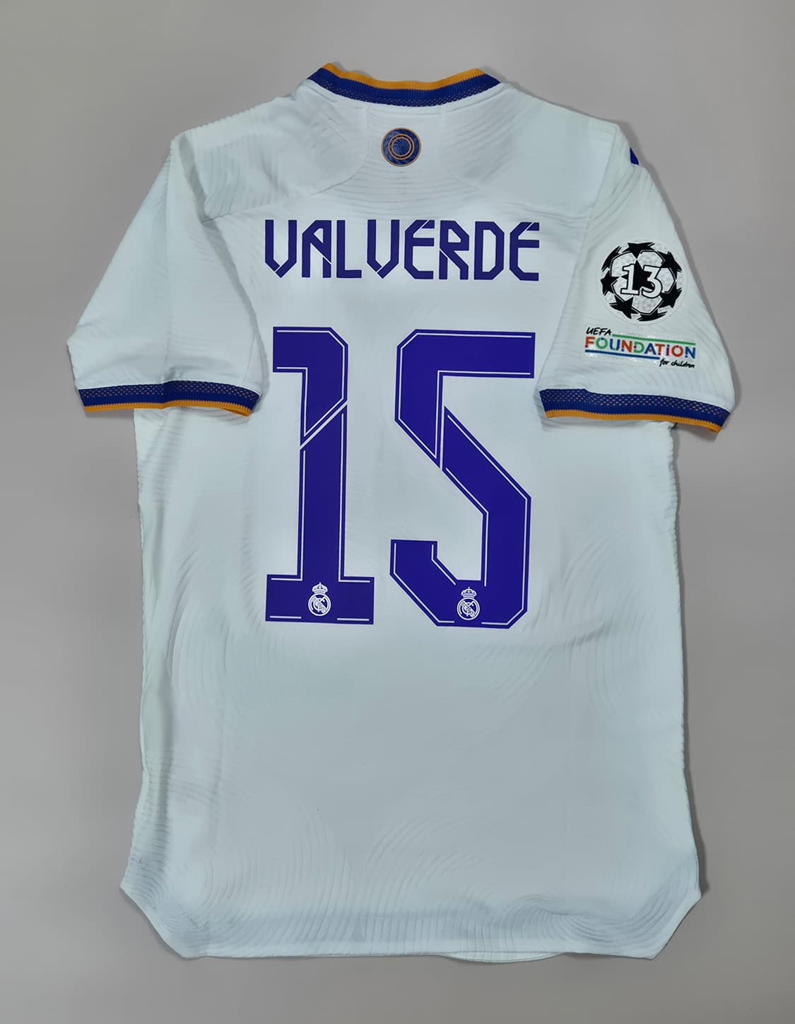 21-22 레알마드리드 홈킷 발베르데 유니폼 M사이즈 상품이미지1