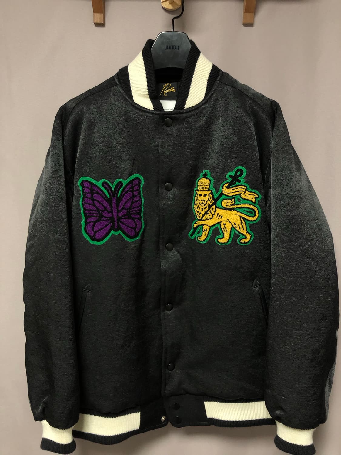 니들스 X 사스콰치패브릭스 어워드 바시티 자켓 상품이미지2